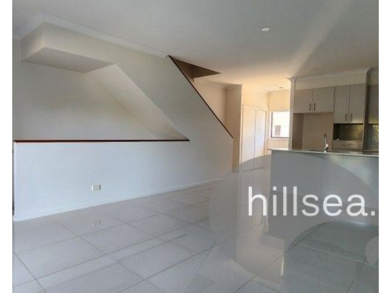 10/88 Broadwater Street, Hope Island QLD 4212