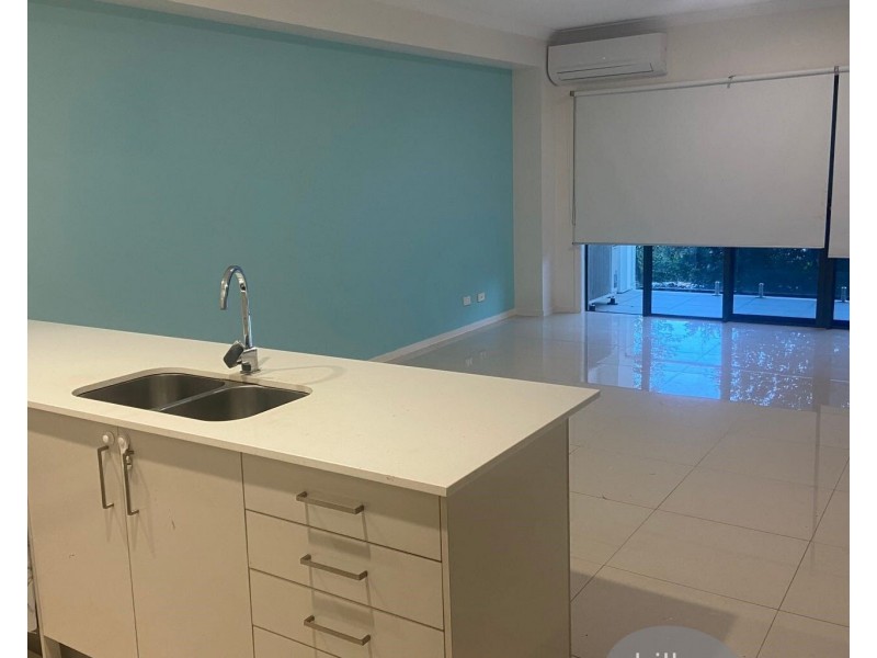 10/88 Broadwater Street, Hope Island QLD 4212