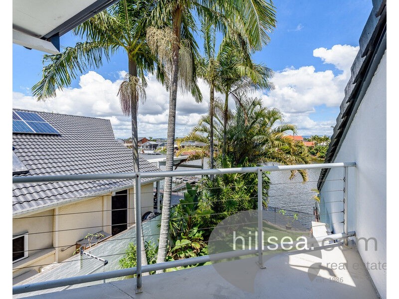 172 Morala Avenue, Runaway Bay QLD 4216