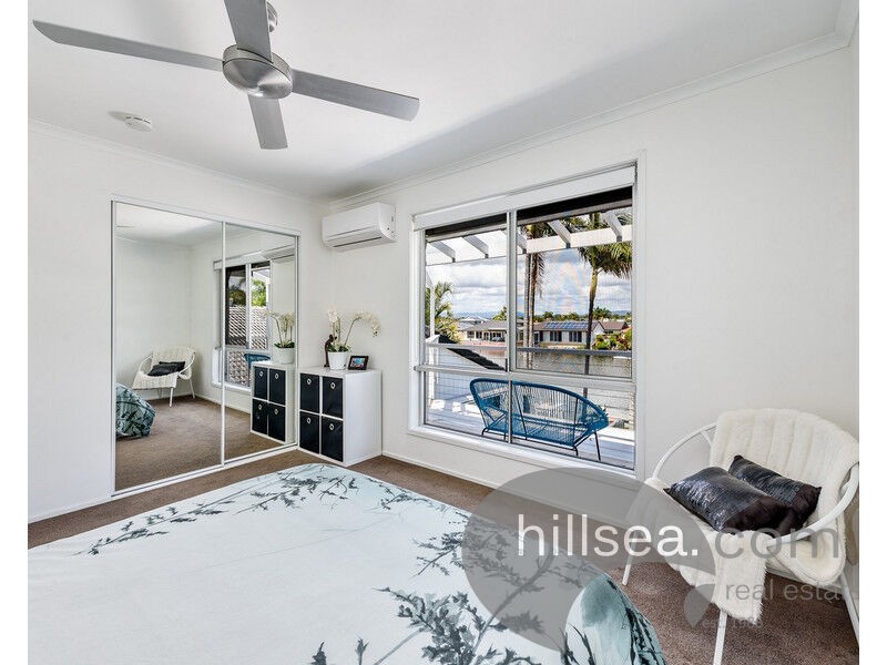 172 Morala Avenue, Runaway Bay QLD 4216