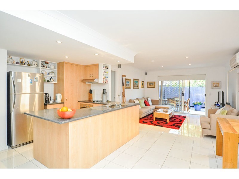 6/394 Pine Ridge Road, Coombabah QLD 4216