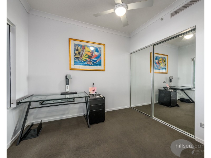 414/19 Imperial Parade, Labrador QLD 4215