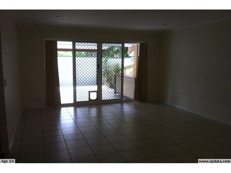10/17 McMillan Street, Labrador QLD 4215