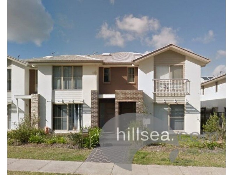 4/1 Leichhardt Street, Coomera QLD 4209