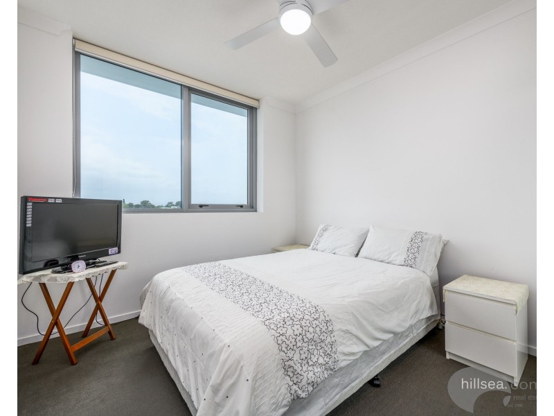 616/19 Imperial Parade, Labrador QLD 4215
