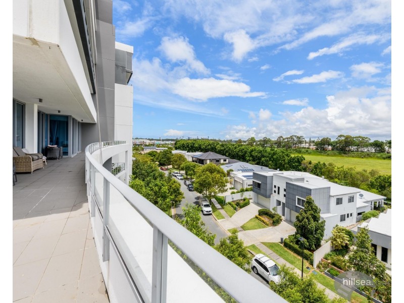 404/15 Compass Drive, Biggera Waters QLD 4216