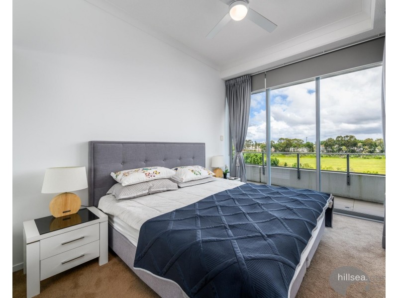 404/15 Compass Drive, Biggera Waters QLD 4216