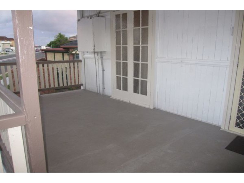 20 Brisbane Road, Labrador QLD 4215