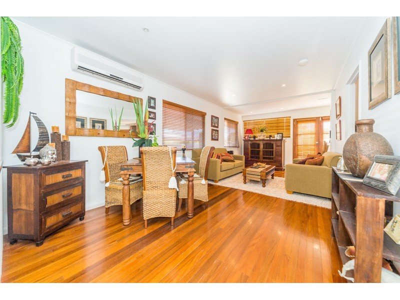 15 Mungera Street, Biggera Waters QLD 4216