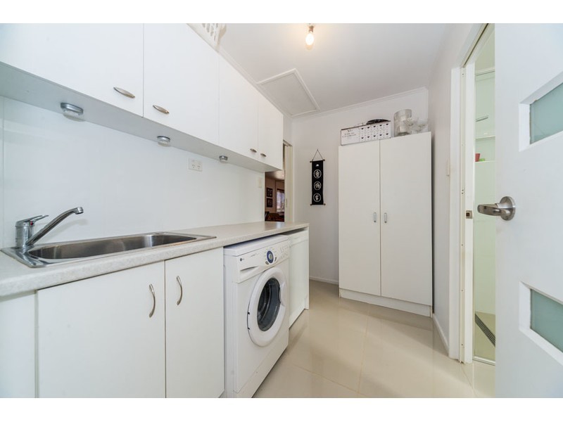 15 Mungera Street, Biggera Waters QLD 4216