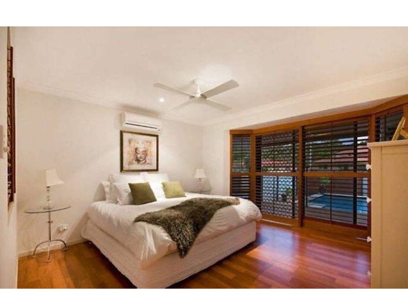 1 Shoe Street, Hope Island QLD 4212