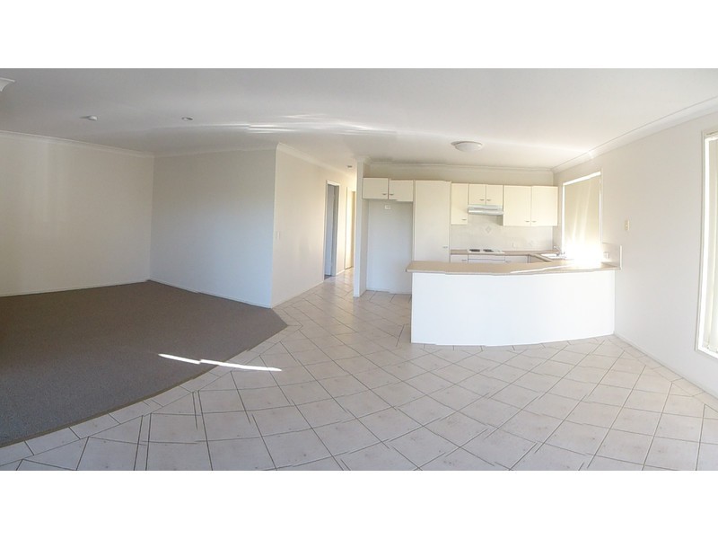 185 Greenacre Drive, Parkwood QLD 4214