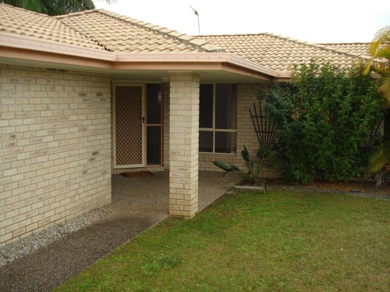 1 Oak Hill Crescent, Parkwood QLD 4214