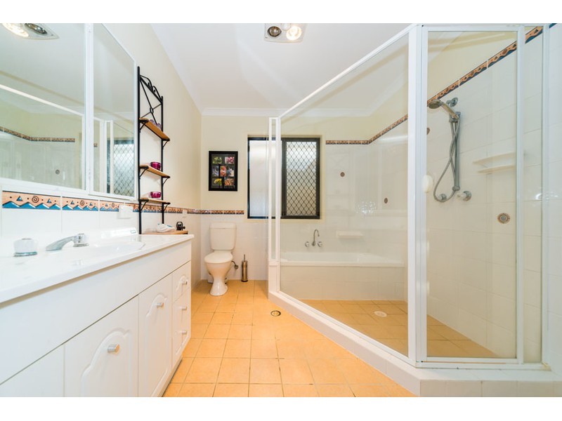 135 Sidney Nolan Drive, Coombabah QLD 4216