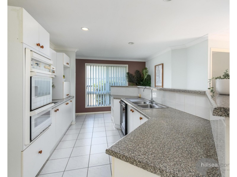 15 Ben Hogan Crescent, Parkwood QLD 4214