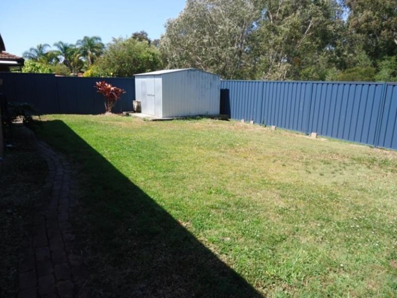 2/27 Telopea Street, Labrador QLD 4215