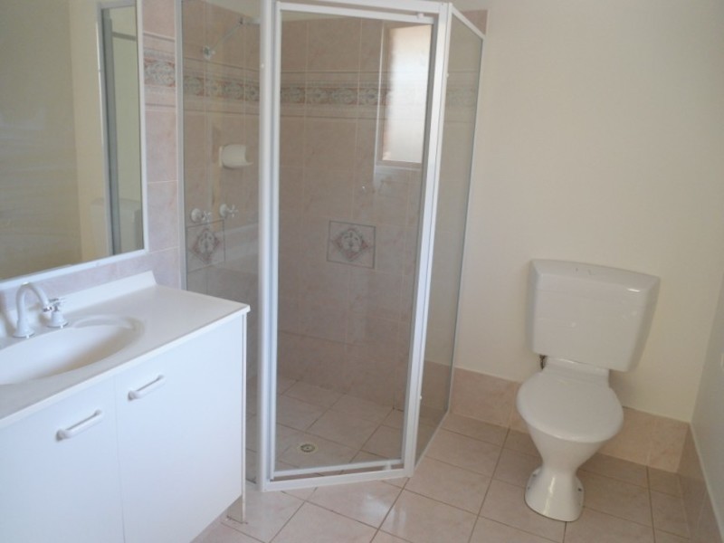 143 Henry Cotton Drive, Parkwood QLD 4214