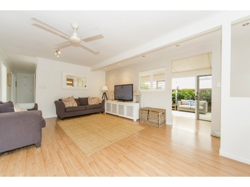 22 Bluegum Avenue, Hollywell QLD 4216