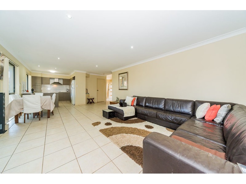 15/368 Pine Ridge Road, Runaway Bay QLD 4216