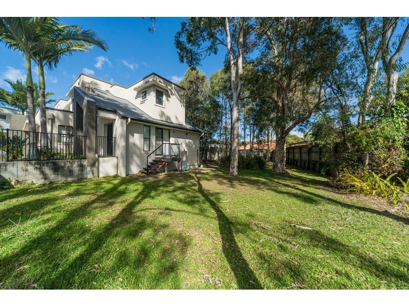 15/368 Pine Ridge Road, Runaway Bay QLD 4216