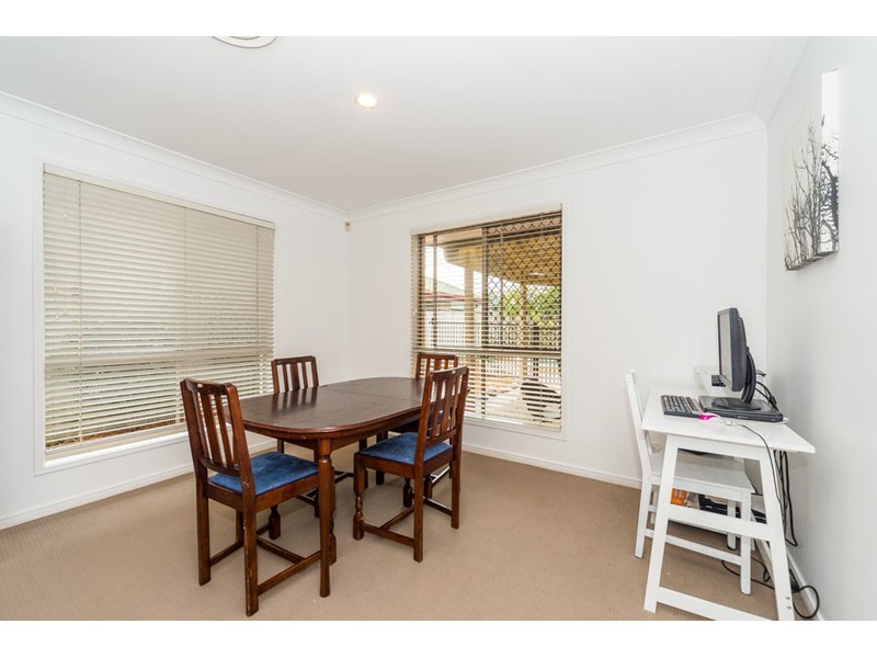 27 Anchorage Way, Biggera Waters QLD 4216