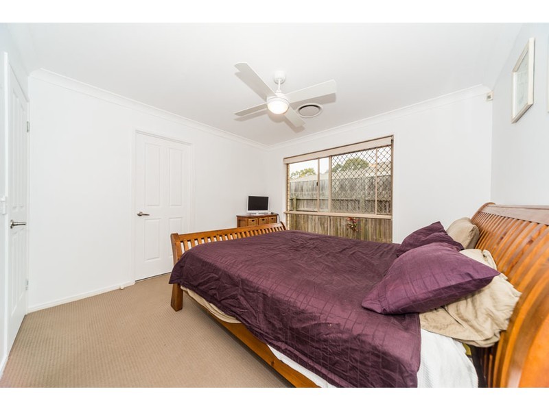 27 Anchorage Way, Biggera Waters QLD 4216