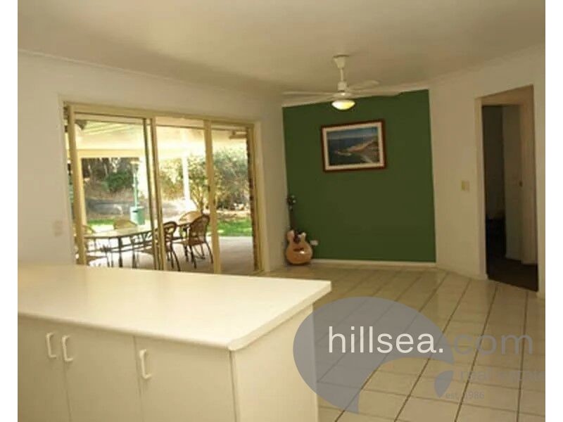 15 Floyd Court, Parkwood QLD 4214