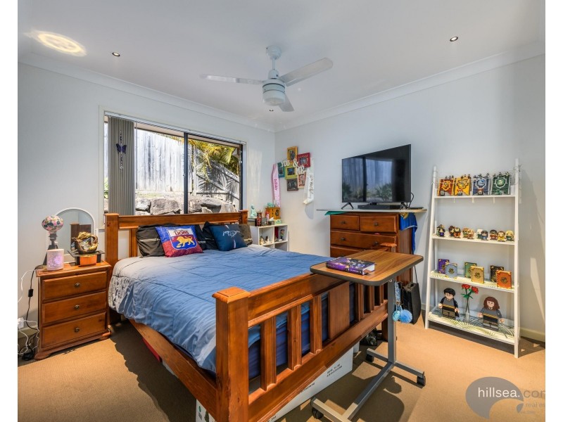 74 Wunburra Circle, Pacific Pines QLD 4211
