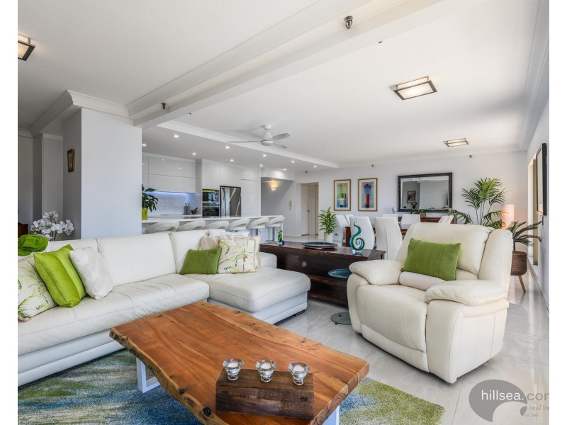 29/8 Admiralty Drive, Paradise Waters QLD 4217