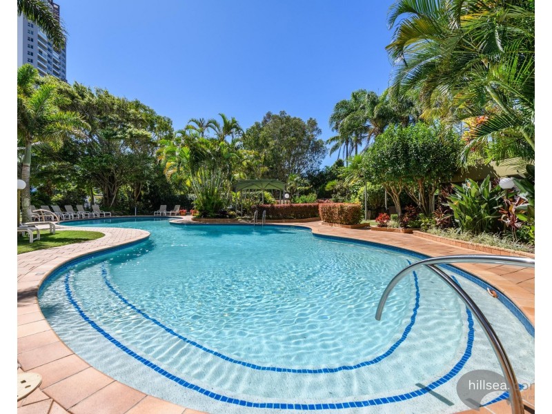 29/8 Admiralty Drive, Paradise Waters QLD 4217