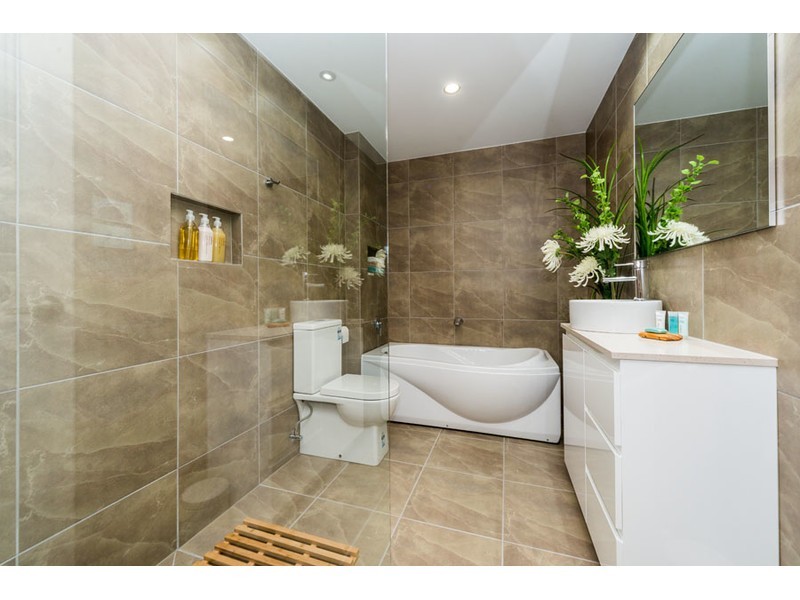 6/142 The Esplanade, Paradise Point QLD 4216