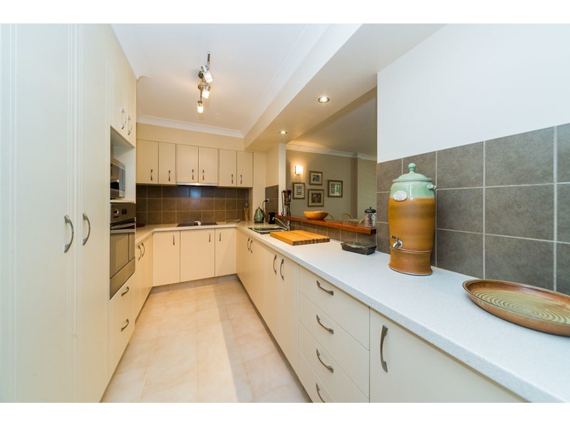 6/142 The Esplanade, Paradise Point QLD 4216