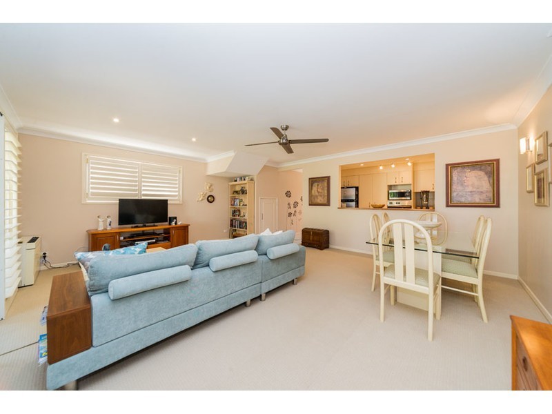 6/142 The Esplanade, Paradise Point QLD 4216