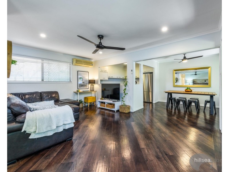 41 Bruce Avenue, Paradise Point QLD 4216