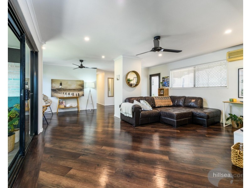 41 Bruce Avenue, Paradise Point QLD 4216