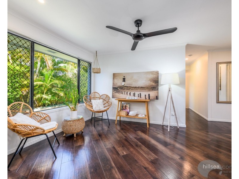41 Bruce Avenue, Paradise Point QLD 4216