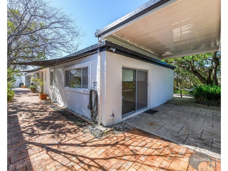 41 Bruce Avenue, Paradise Point QLD 4216