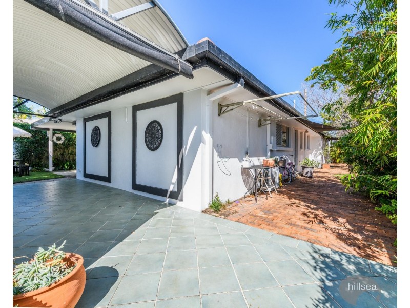 41 Bruce Avenue, Paradise Point QLD 4216