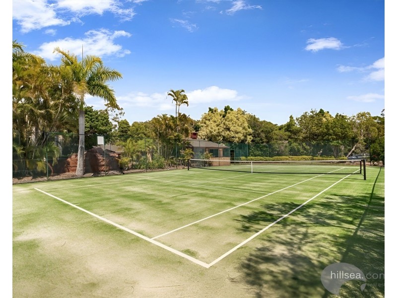 210/125 Hansford Road, Coombabah QLD 4216