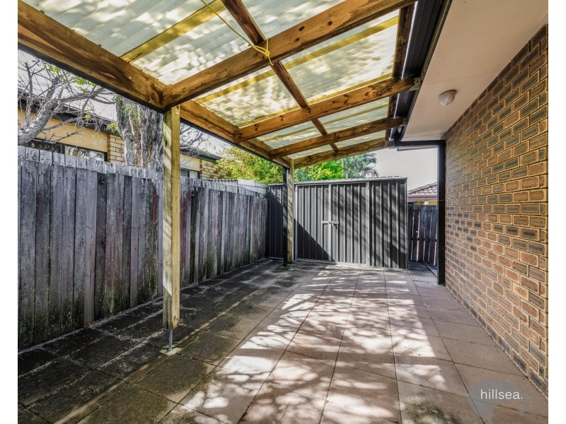 2/217 Central Street, Labrador QLD 4215