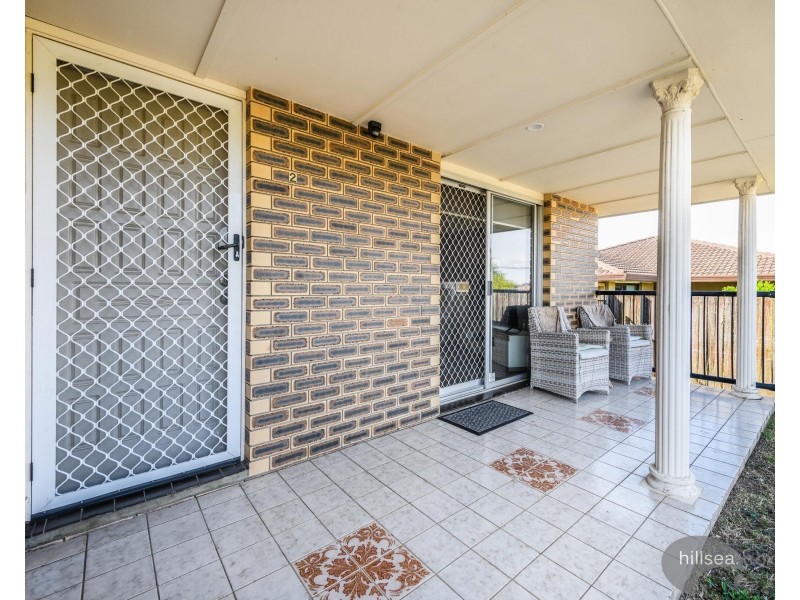 2/217 Central Street, Labrador QLD 4215