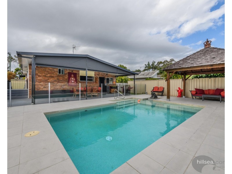 24 Allinga Street, Coombabah QLD 4216