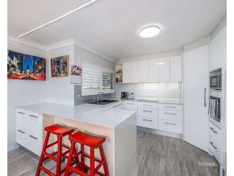 24 Allinga Street, Coombabah QLD 4216