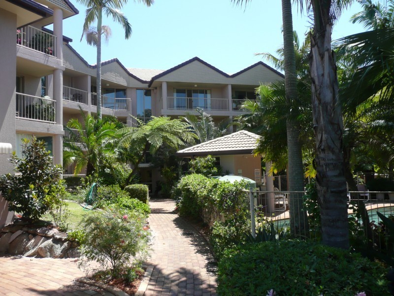 16/48 The Esplanade, Paradise Point QLD 4216