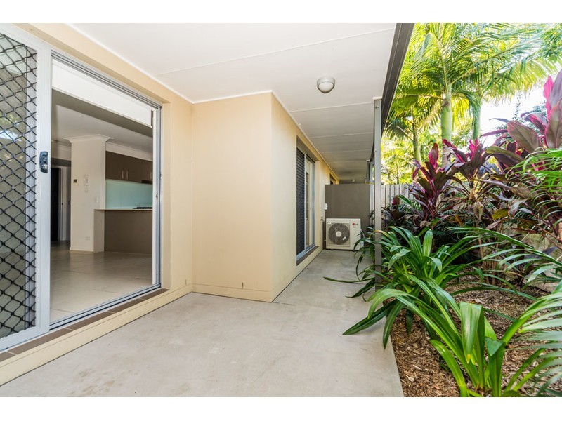 8/446 Pine Ridge Road, Coombabah QLD 4216