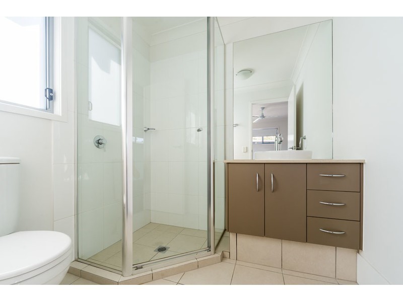 5/446 Pine Ridge Road, Coombabah QLD 4216