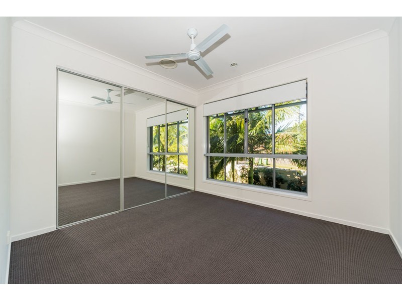 5/446 Pine Ridge Road, Coombabah QLD 4216