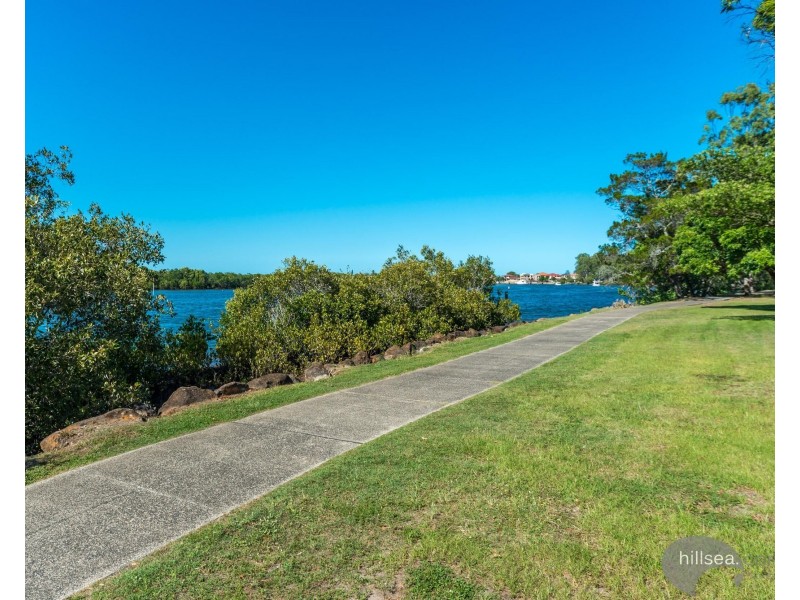 205/125 Hansford Road, Coombabah QLD 4216