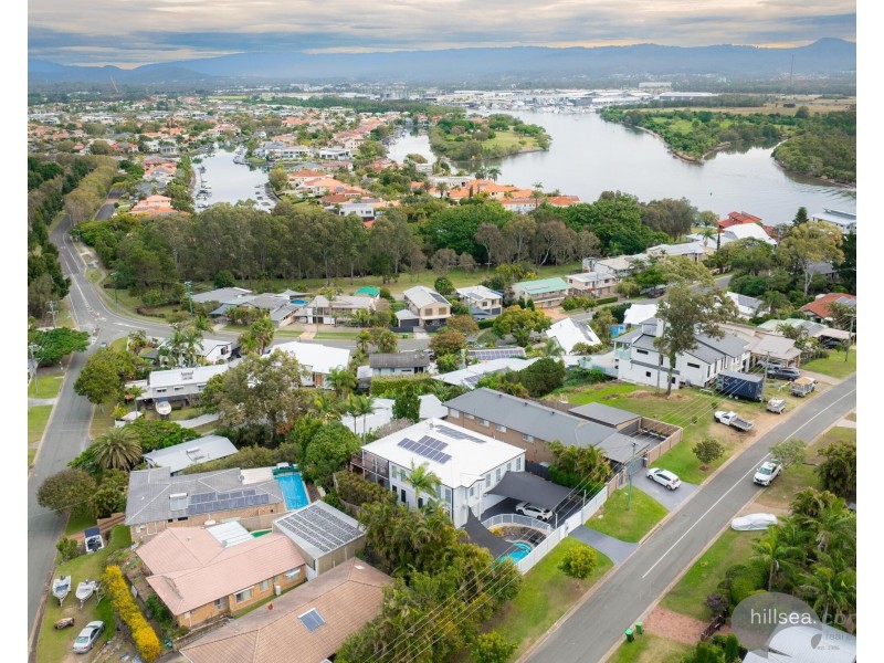 13 Jingella Street, Hope Island QLD 4212