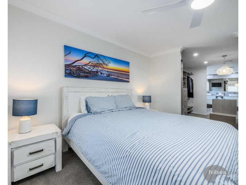 13 Jingella Street, Hope Island QLD 4212